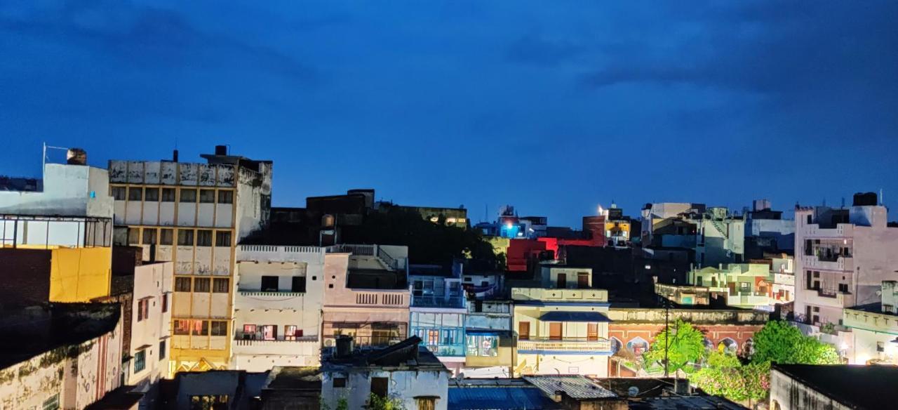 The White Canyon Hotel Varanasi Esterno foto