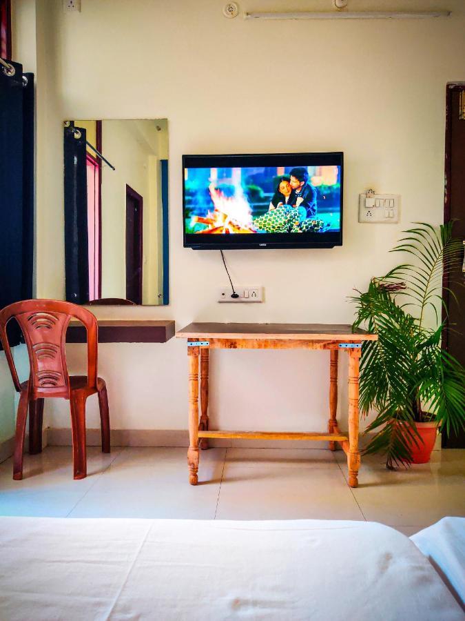The White Canyon Hotel Varanasi Esterno foto
