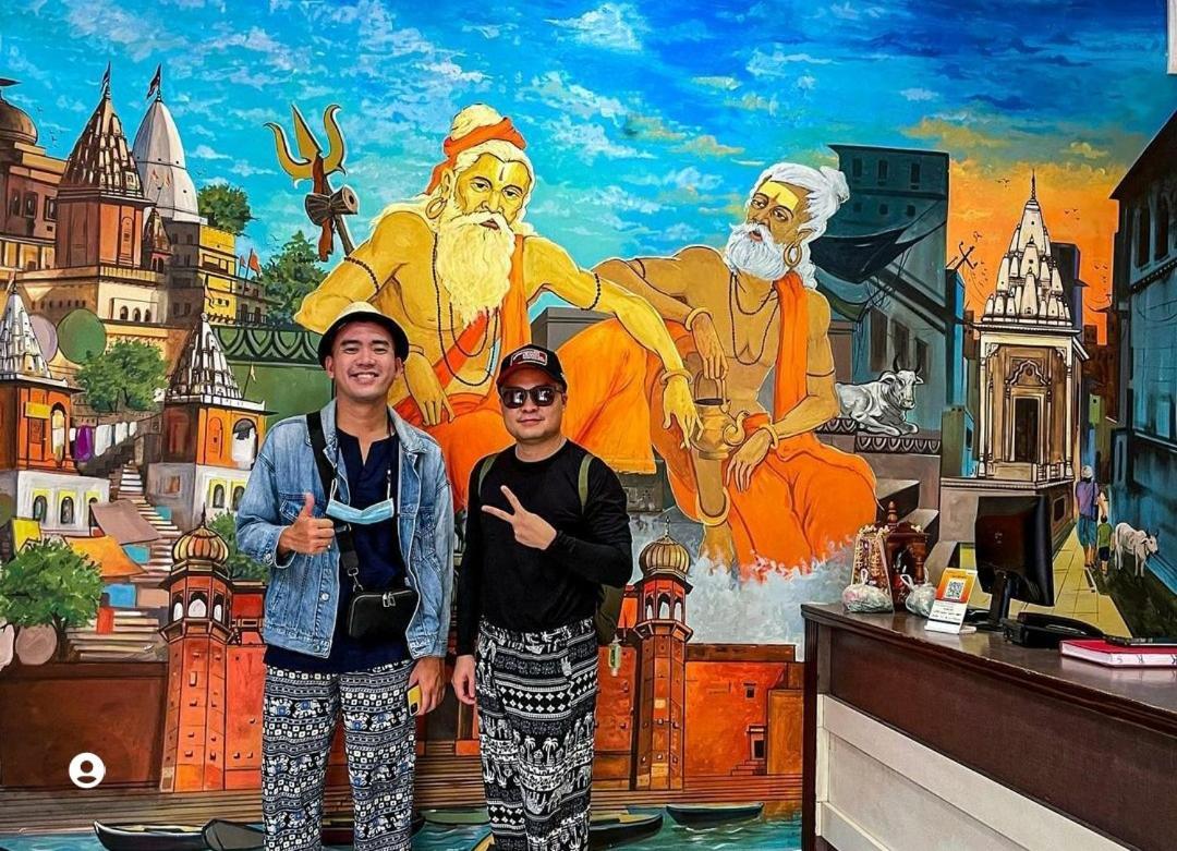 The White Canyon Hotel Varanasi Esterno foto